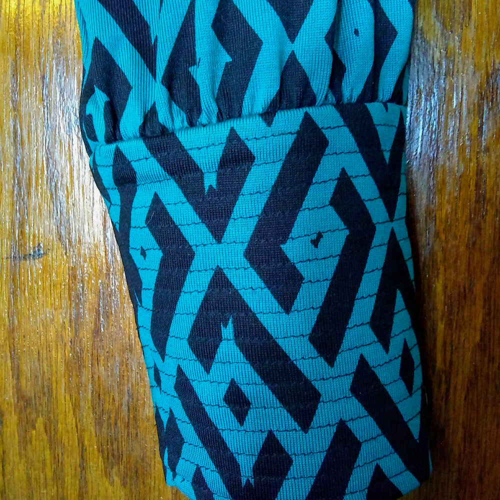 DVF 'Tessa' Turquoise/Black Silk Wrap Dress - Picture 6 of 8